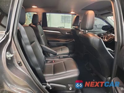 Zdjęcie 11 z 12 samochodu: 2015 TOYOTA HIGHLANDER XLE VIN:5TDJKRFH5FS124965 - miniatura