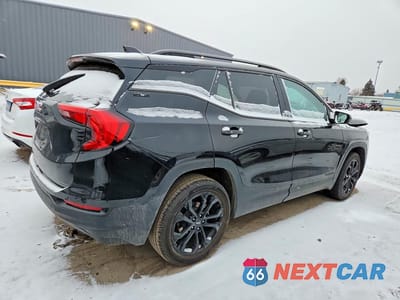 Trzecie zdjęcie samochodu z tyłu: 2021 GMC TERRAIN SLE VIN:3GKALMEVXML396779 - miniatura