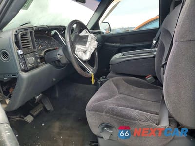 Zdjęcie 7 z 13 samochodu: 2001 GMC NEW SIERRA C1500 VIN:1GTEC14V41Z284237 - miniatura