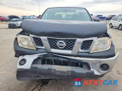 Piąte zdjęcie samochodu w środku: 2010 NISS FRONTIER SE V6 VIN:1N6AD0FV4AC424239 - miniatura