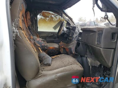 Zdjęcie 10 z 12 samochodu: 2005 CHEV EXPRESS 3500 VIN:1GBHG31U551225523 - miniatura