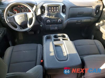 Zdjęcie 8 z 11 samochodu: 2022 CHEVROLET SILVERADO K1500 CUSTOM VIN:3GCPDBEK5NG564545 - miniatura