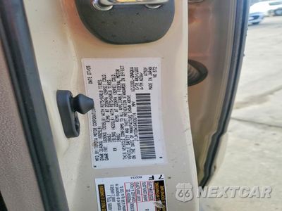 Zdjęcie 13 z 14 samochodu: 2006 LEXUS LX 470 BASE VIN:JTJHT00W164006774 - miniatura