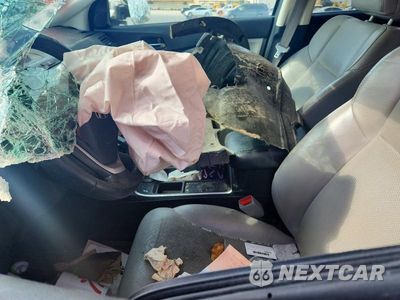 Zdjęcie 7 z 12 samochodu: 2015 HONDA CR-V EXL VIN:2HKRM3H79FH509210 - miniatura