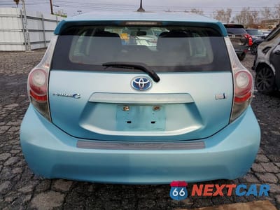 Zdjęcie 6 z 12 samochodu: 2012 TOYOTA PRIUS C THREE VIN:JTDKDTB36D1044770 - miniatura