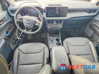 Zdjęcie 8 z 12 samochodu: 2025 FORD MAVERICK LOBO VIN:3FTCW8TA8SRA61923 - miniatura