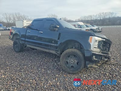 Czwarte zdjęcie samochodu z boku: 2019 FORD F350 SUPER DUTY VIN:1FT8W3BTXKED21365 - miniatura