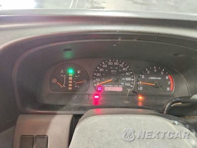 Zdjęcie 9 z 12 samochodu: 2000 NISSAN FRONTIER XE VIN:1N6DD21S5YC324988 - miniatura