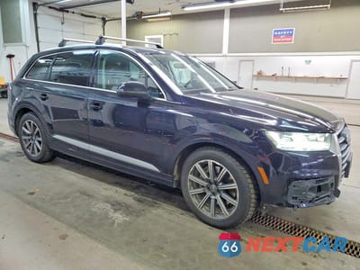 Czwarte zdjęcie samochodu z boku: 2017 AUDI Q7 PRESTIGE VIN:WA1VAAF79HD008707 - miniatura