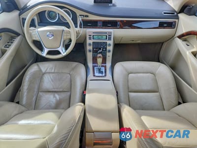 Zdjęcie 8 z 12 samochodu: 2011 VOLVO XC70 T6 VIN:YV4902BZ9B1096915 - miniatura