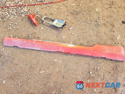 Zdjęcie 12 z 12 samochodu: 2013 CHEVROLET CAMARO LS VIN:2G1FA1E36D9236771 - miniatura