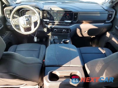 Zdjęcie 8 z 13 samochodu: 2025 GMC SIERRA K1500 SLT VIN:3GTUUDED1SG284276 - miniatura