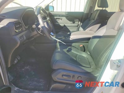 Zdjęcie 7 z 12 samochodu: 2024 HONDA PILOT TOURING VIN:5FNYG2H71RB006044 - miniatura