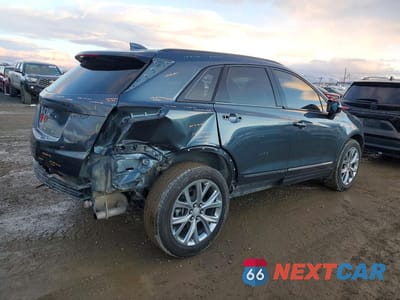 Trzecie zdjęcie samochodu z tyłu: 2021 CADILLAC XT5 SPORT VIN:1GYKNGRS1MZ105861 - miniatura