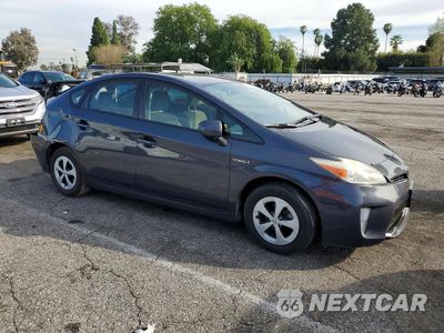 Czwarte zdjęcie samochodu z boku: 2015 TOYOTA PRIUS VIN:JTDKN3DU1F0465551 - miniatura