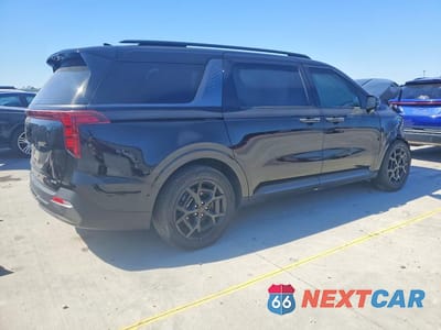 Trzecie zdjęcie samochodu z tyłu: 2026 KIA CARNIVAL HYBRID SX VIN:KNDNE5KA8T6102089 - miniatura