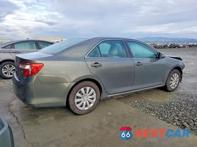Trzecie zdjęcie samochodu z tyłu: 2014 TOYOTA CAMRY L VIN:4T4BF1FK9ER436837 - miniatura