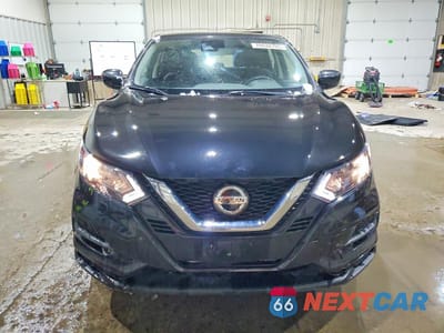 Piąte zdjęcie samochodu w środku: 2020 NISSAN ROGUE SPORT S VIN:JN1BJ1CWXLW645562 - miniatura