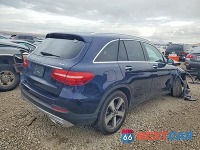 Trzecie zdjęcie samochodu z tyłu: 2018 MERCEDES-BENZ GLC 300 4MATIC VIN:WDC0G4KB5JV076474 - miniatura