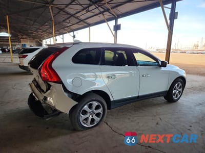 Trzecie zdjęcie samochodu z tyłu: 2013 VOLVO XC60 3.2 VIN:YV4952DL1D2388758 - miniatura