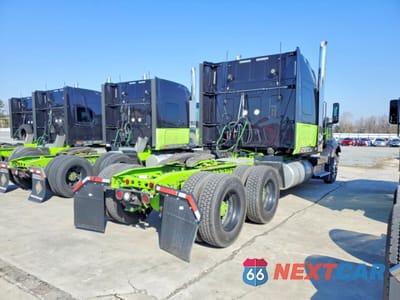 Czwarte zdjęcie samochodu z boku: 2023 INTERNATIONAL HX520 SEMI TRUCK VIN:3HSPAAPRXPN410836 - miniatura