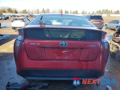 Zdjęcie 6 z 14 samochodu: 2018 TOYOTA PRIUS THREE VIN:JTDKARFU8J3064503 - miniatura