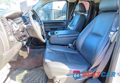 Zdjęcie 9 z 10 samochodu: 2011 GMC SIERRA K2500 SLE VIN:1GT220CG9BZ350933 - miniatura
