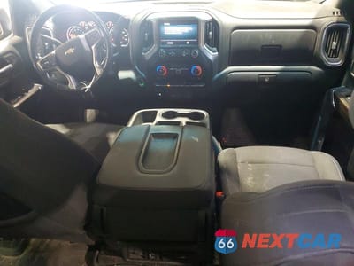 Zdjęcie 8 z 11 samochodu: 2019 CHEVROLET SILVERADO K1500 LT VIN:1GCUYDED8KZ104344 - miniatura