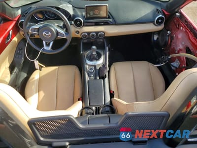 Zdjęcie 8 z 12 samochodu: 2016 MAZDA MX-5 MIATA GRAND TOURING VIN:JM1NDAD72G0102028 - miniatura