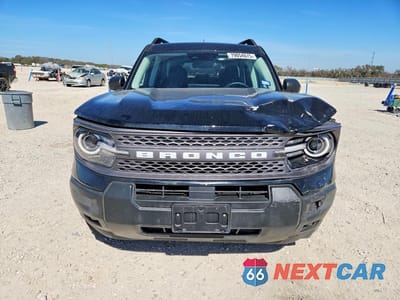 Piąte zdjęcie samochodu w środku: 2025 FORD BRONCO SPORT BIG BEND VIN:3FMCR9BN9SRE74205 - miniatura
