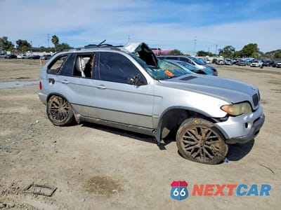 Czwarte zdjęcie samochodu z boku: 2005 BMW X5 3.0I VIN:5UXFA13575LY07429 - miniatura