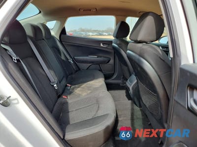 Zdjęcie 10 z 12 samochodu: 2020 KIA OPTIMA LX VIN:5XXGT4L36LG395467 - miniatura