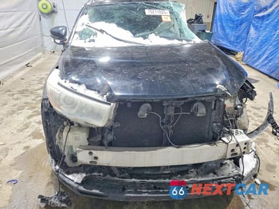Piąte zdjęcie samochodu w środku: 2016 TOYOTA HIGHLANDER XLE VIN:5TDJKRFH6GS300777 - miniatura