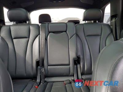 Zdjęcie 10 z 12 samochodu: 2018 AUDI Q7 PRESTIGE VIN:WA1VAAF76JD037443 - miniatura