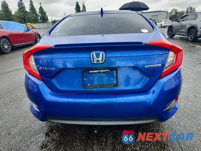 Zdjęcie 6 z 11 samochodu: 2016 HONDA CIVIC TOURING VIN:2HGFC1F93GH643205 - miniatura