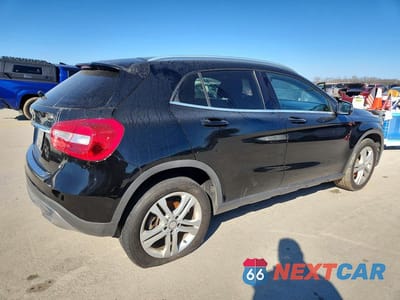 Trzecie zdjęcie samochodu z tyłu: 2015 MERCEDES-BENZ GLA 250 VIN:WDCTG4EB0FJ126298 - miniatura