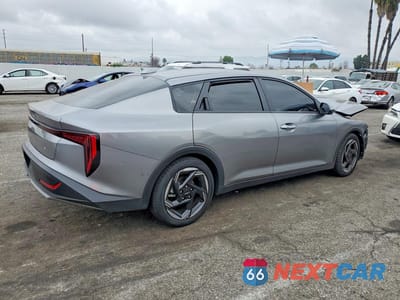 Trzecie zdjęcie samochodu z tyłu: 2025 KIA K4 EX VIN:3KPFU4DE5SE248038 - miniatura