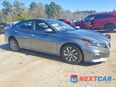 Czwarte zdjęcie samochodu z boku: 2022 NISSAN ALTIMA S VIN:1N4BL4BV1NN409642 - miniatura