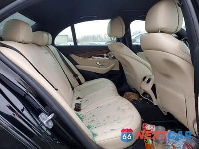 Zdjęcie 10 z 11 samochodu: 2017 MERCEDES-BENZ E 300 4MATIC VIN:WDDZF4KB2HA026106 - miniatura