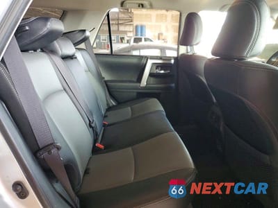 Zdjęcie 10 z 11 samochodu: 2021 TOYOTA 4RUNNER SR5 PREMIUM VIN:JTENU5JR8M5872547 - miniatura