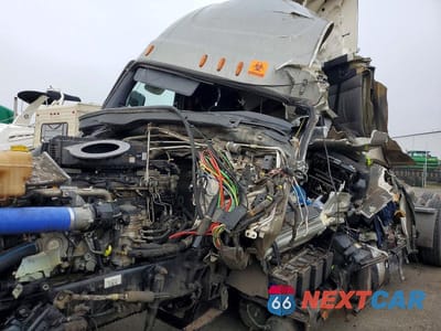 Zdjęcie 9 z 10 samochodu: 2021 FREIGHTLINER CASCADIA 1 - SEMI TRUCK VIN:3AKJHHDR5MSMC0841 - miniatura