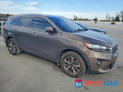 Czwarte zdjęcie samochodu z boku: 2019 KIA SORENTO EX VIN:5XYPH4A50KG529485 - miniatura