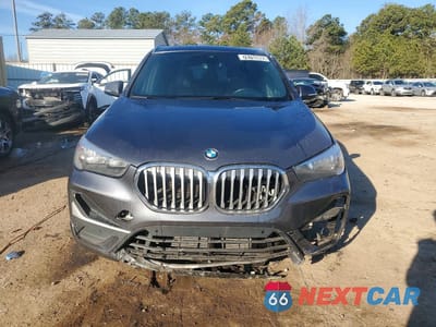Piąte zdjęcie samochodu w środku: 2021 BMW X1 XDRIVE28I VIN:WBXJG9C06M5T33833 - miniatura
