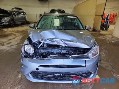 Piąte zdjęcie samochodu w środku: 2023 KIA RIO S VIN:3KPA24AD2PE538353 - miniatura