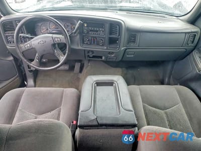 Zdjęcie 8 z 11 samochodu: 2005 CHEVROLET SILVERADO K1500 VIN:1GCEK19Z65Z276581 - miniatura