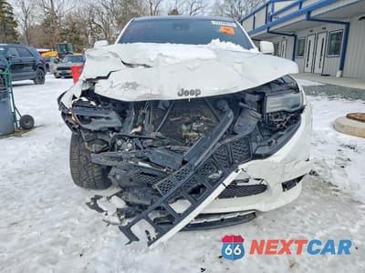 Piąte zdjęcie samochodu w środku: 2020 JEEP GRAND CHEROKEE SRT-8 VIN:1C4RJFDJ6LC195132 - miniatura