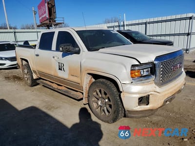 Czwarte zdjęcie samochodu z boku: 2015 GMC SIERRA K1500 DENALI VIN:3GTU2WEJ7FG225522 - miniatura