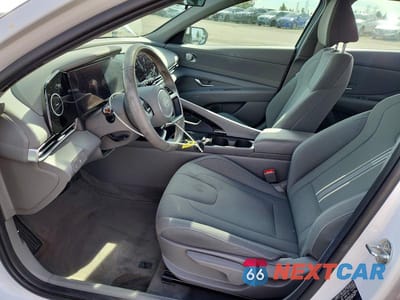 Zdjęcie 7 z 11 samochodu: 2024 HYUNDAI ELANTRA SEL VIN:KMHLS4DG6RU787088 - miniatura