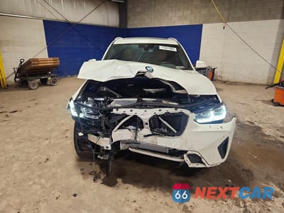 Piąte zdjęcie samochodu w środku: 2022 BMW X3 XDRIVE30I VIN:WBX57DP09NN178663 - miniatura