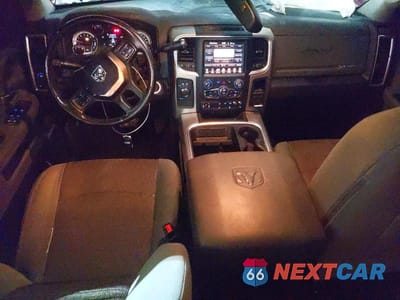 Zdjęcie 8 z 12 samochodu: 2016 RAM 2500 SLT VIN:3C6UR5DLXGG336616 - miniatura